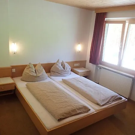 Haus Tuklar *