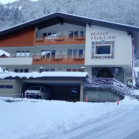Haus Tuklar *