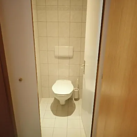 Haus Tuklar Guest house *