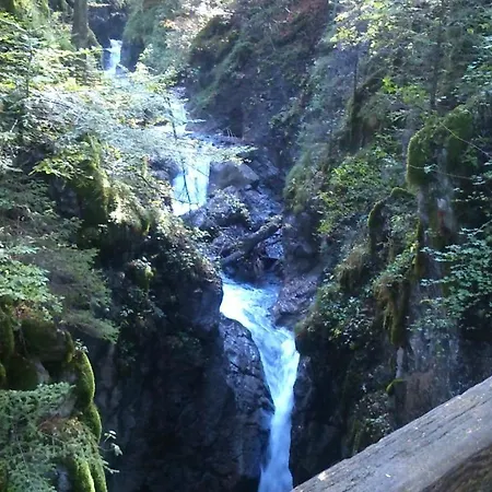 Haus Tuklar Guest house 3*